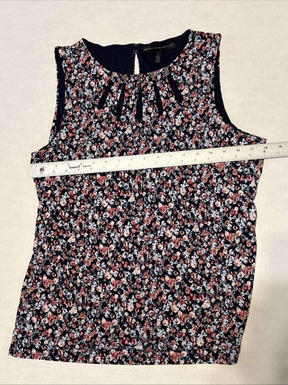 White House Black Market Floral Navy Career Top Size Large
